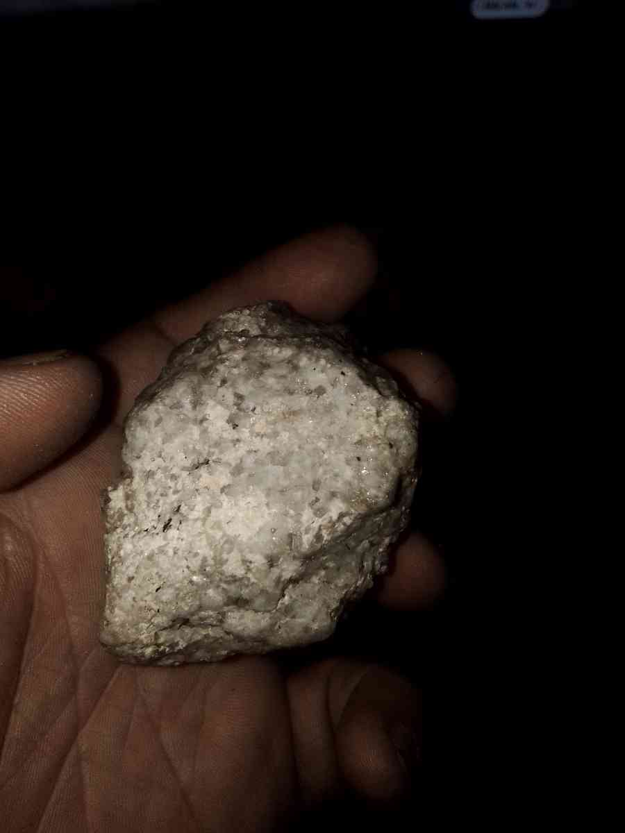 natural rough greyish white diamond can u dig it - Salinas, California - FleaMarketBay