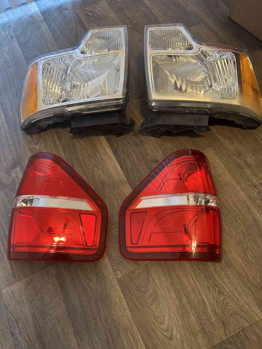 headlight and taillight - Phoenix, Arizona - FleaMarketBay