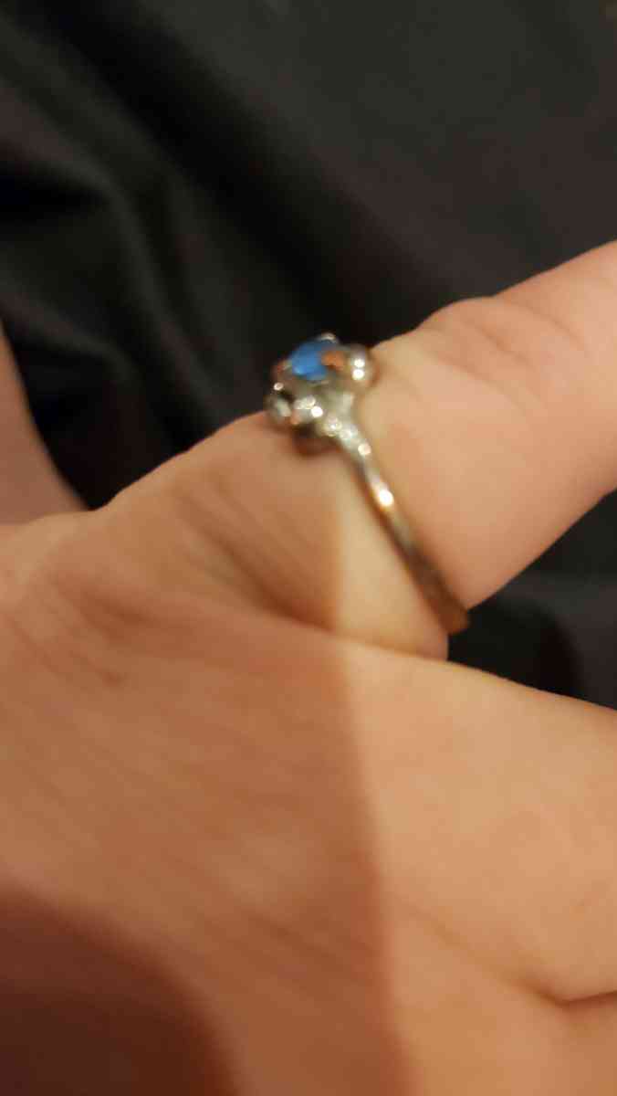 Topaz flower ring with plated gold - Hawley, Pennsylvania - FleaMarketBay