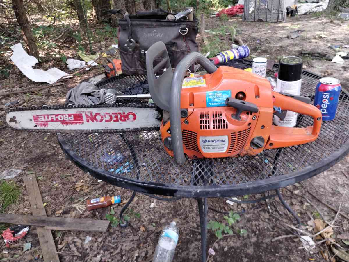 Husqvarna Chainsaw 455 Rancher with 20 bar - Abilene, Texas