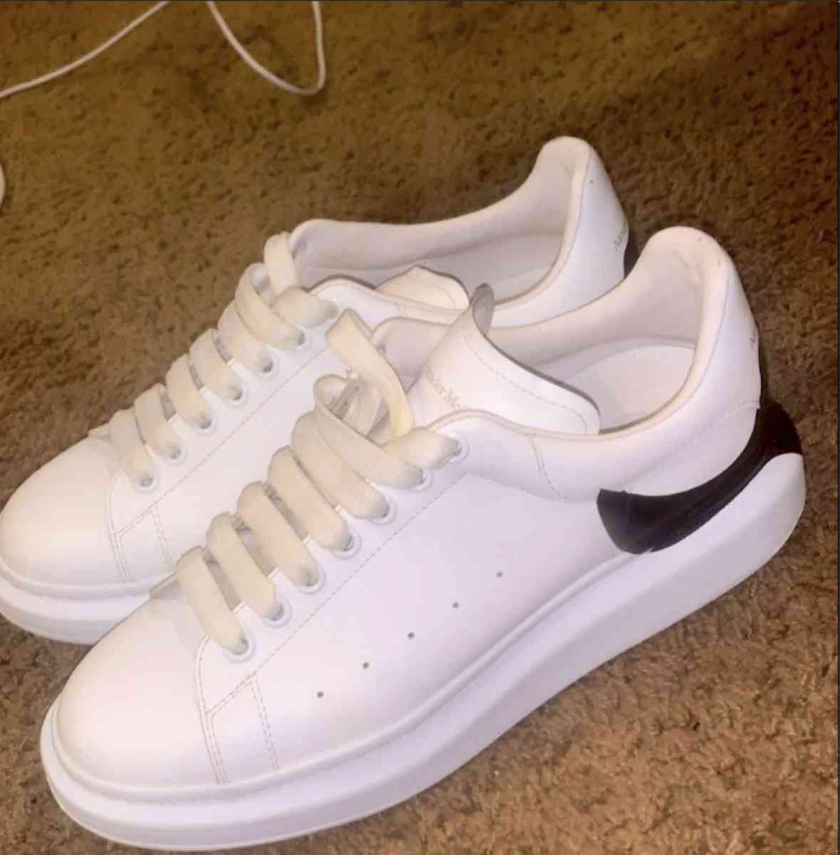 ALEXANDER MCQUEEN CASHAPP ONLY - Willoughby, Ohio