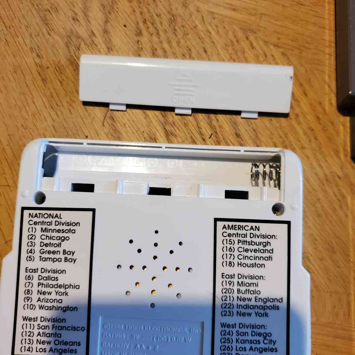 Nintendo Games x4 And Mint Handheld Madden 95 - Eden, North Carolina - FleaMarketBay