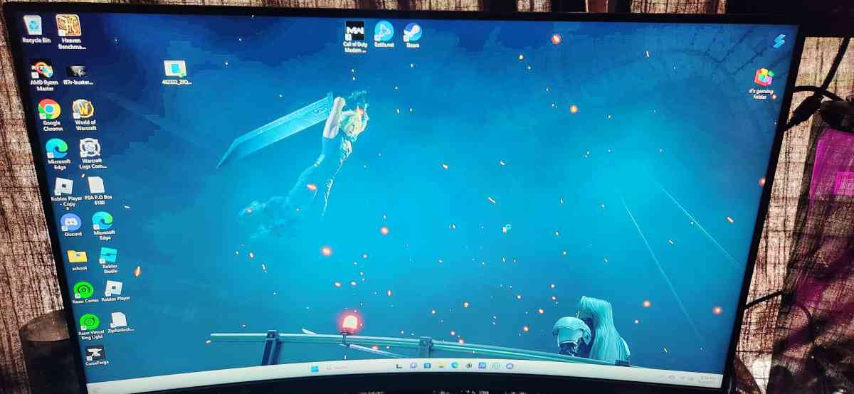 gaming pc and moniter - Butler, Pennsylvania - FleaMarketBay