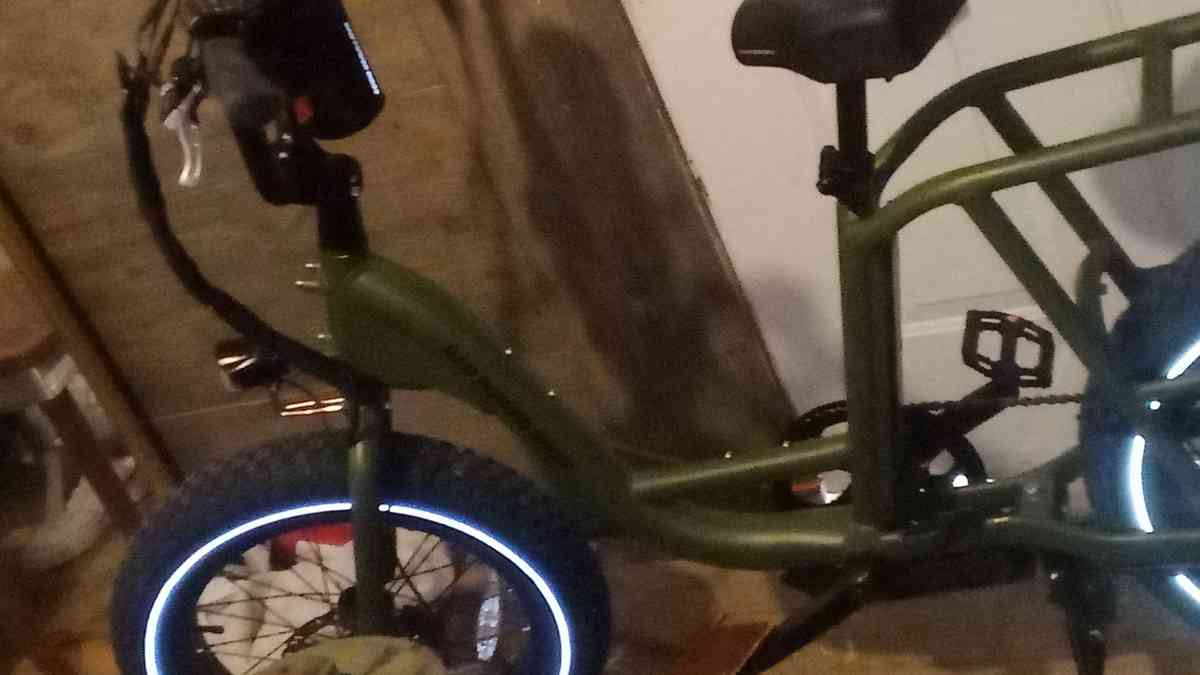 rad power e bike rad runner 2 - Denver, Colorado - FleaMarketBay