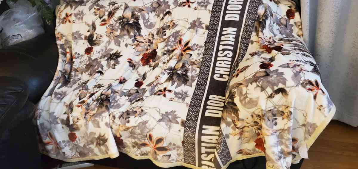 blankets - Mission Viejo, California