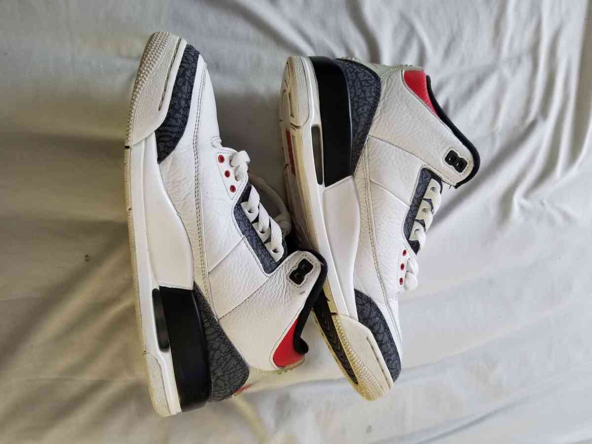 Air Jordan Retro 3s - Clarksville, Tennessee - FleaMarketBay