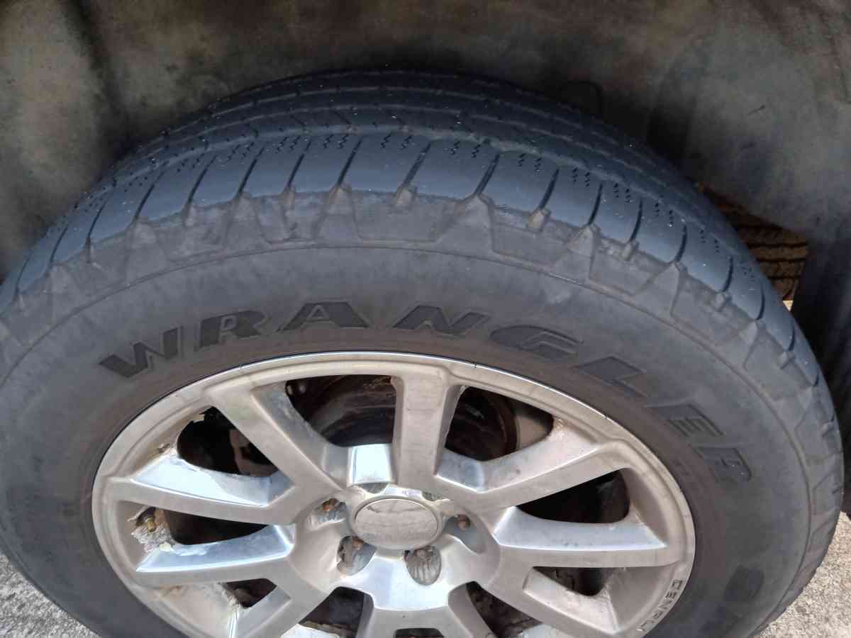 2007 Chevrolet suburban - Atlanta, Georgia - FleaMarketBay