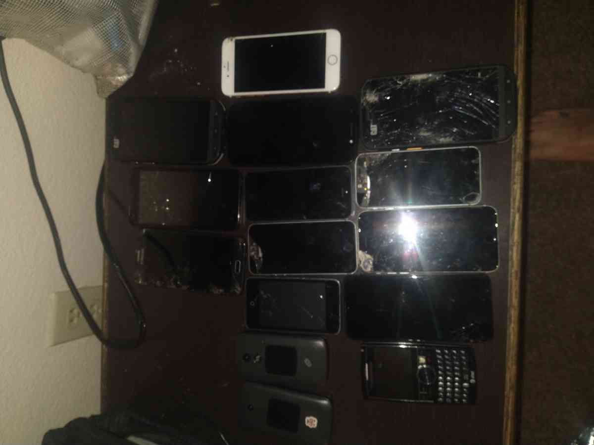 lot of used phones - San Antonio, Texas
