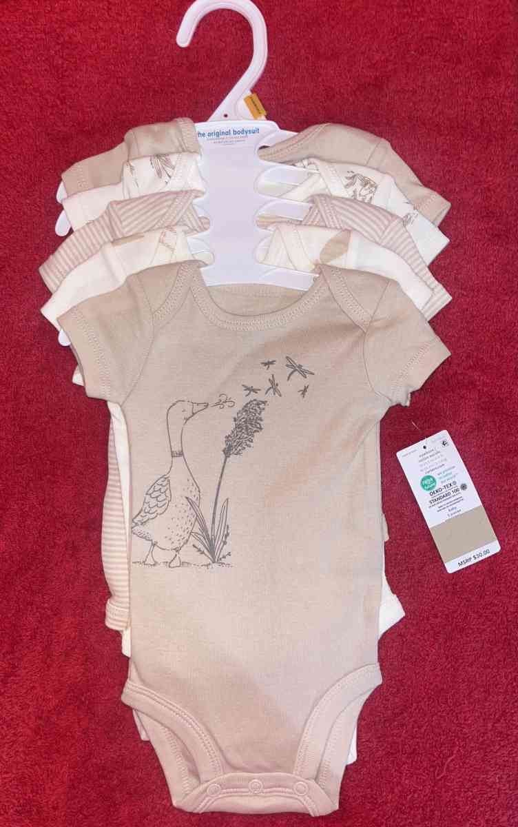 BRAND NEW BABY CLOTHES - Chicago, Illinois - FleaMarketBay