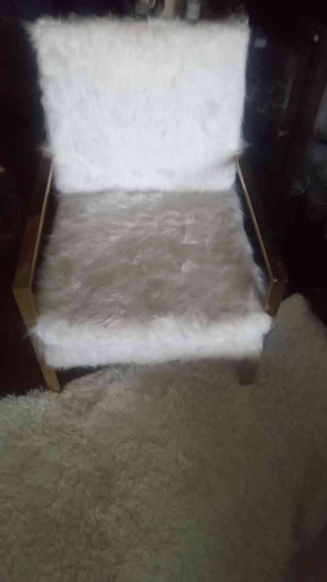 Pair Upholstered Arm Chairs Goldstone beautiful - Phoenix, Arizona - FleaMarketBay