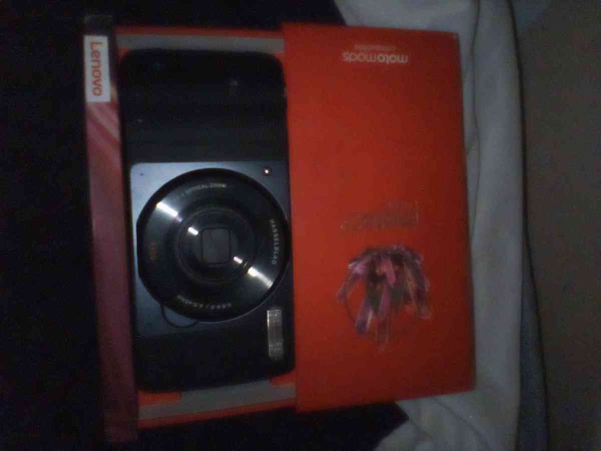 projector attchmt n camera 4 Motorola phone - Oklahoma City, Oklahoma - FleaMarketBay