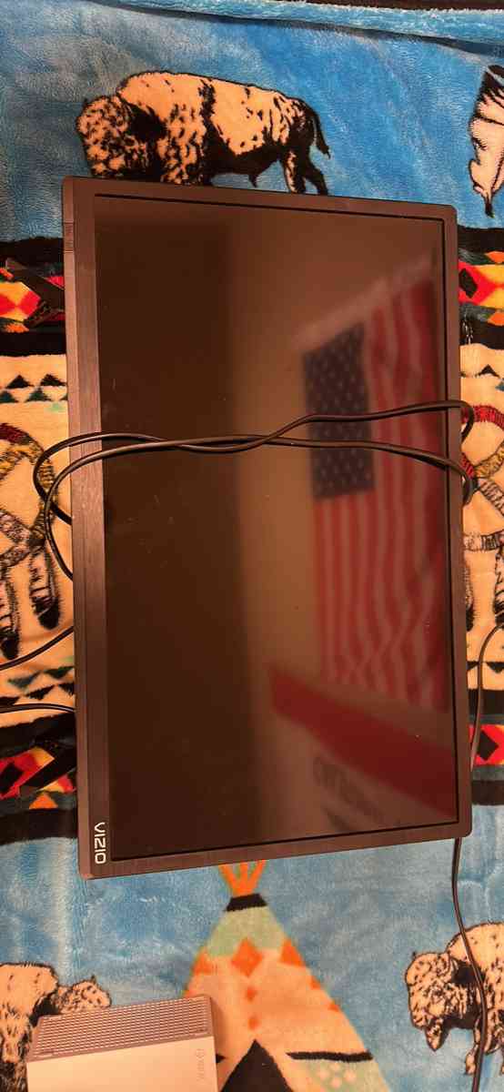 xbox and tv - San Clemente, California - FleaMarketBay