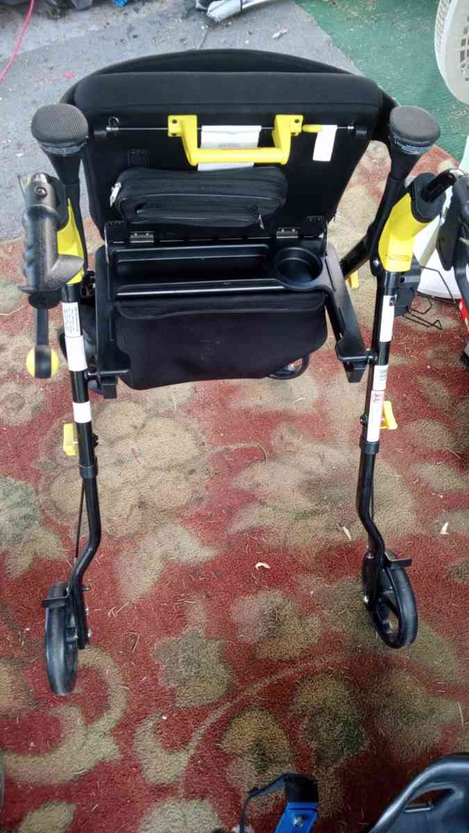 Medline Walker - Manteno, Illinois - FleaMarketBay