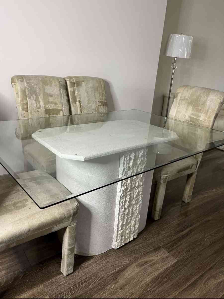 Kitchen Table Set Includes 4 Chairs - Tucker, Georgia - FleaMarketBay