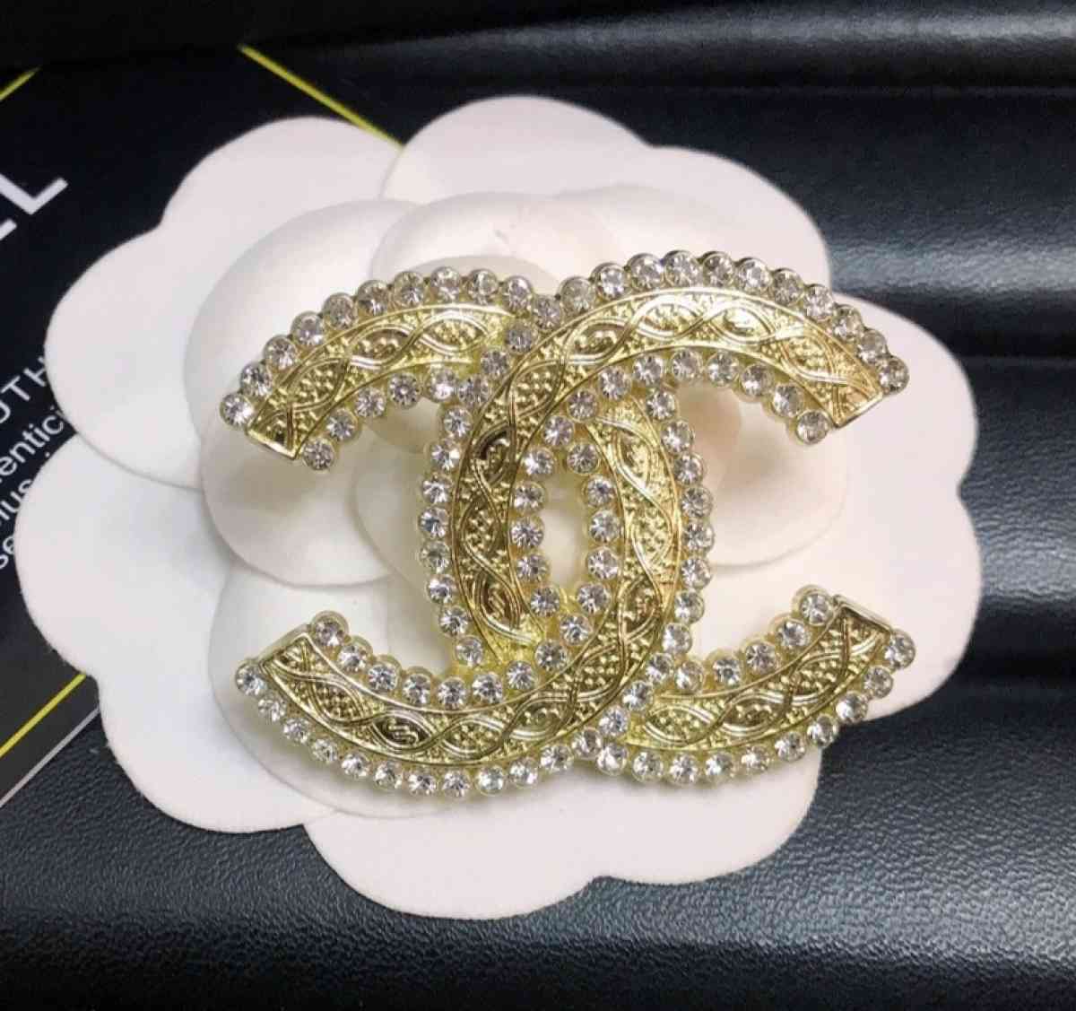 brooch cC pin - Mission Viejo, California - FleaMarketBay