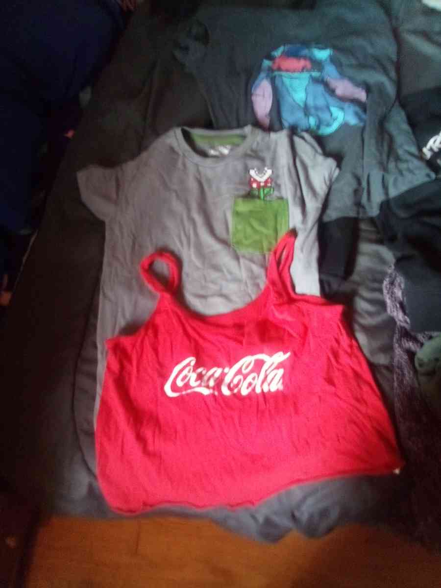 womens med clothes - Portsmouth, Ohio - FleaMarketBay