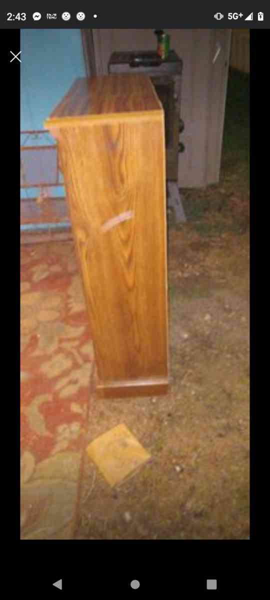 TV Book Case - Manteno, Illinois - FleaMarketBay