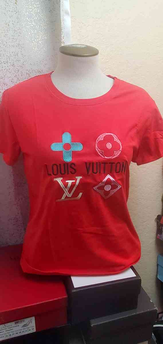 shirts 25 each - Mission Viejo, California - FleaMarketBay