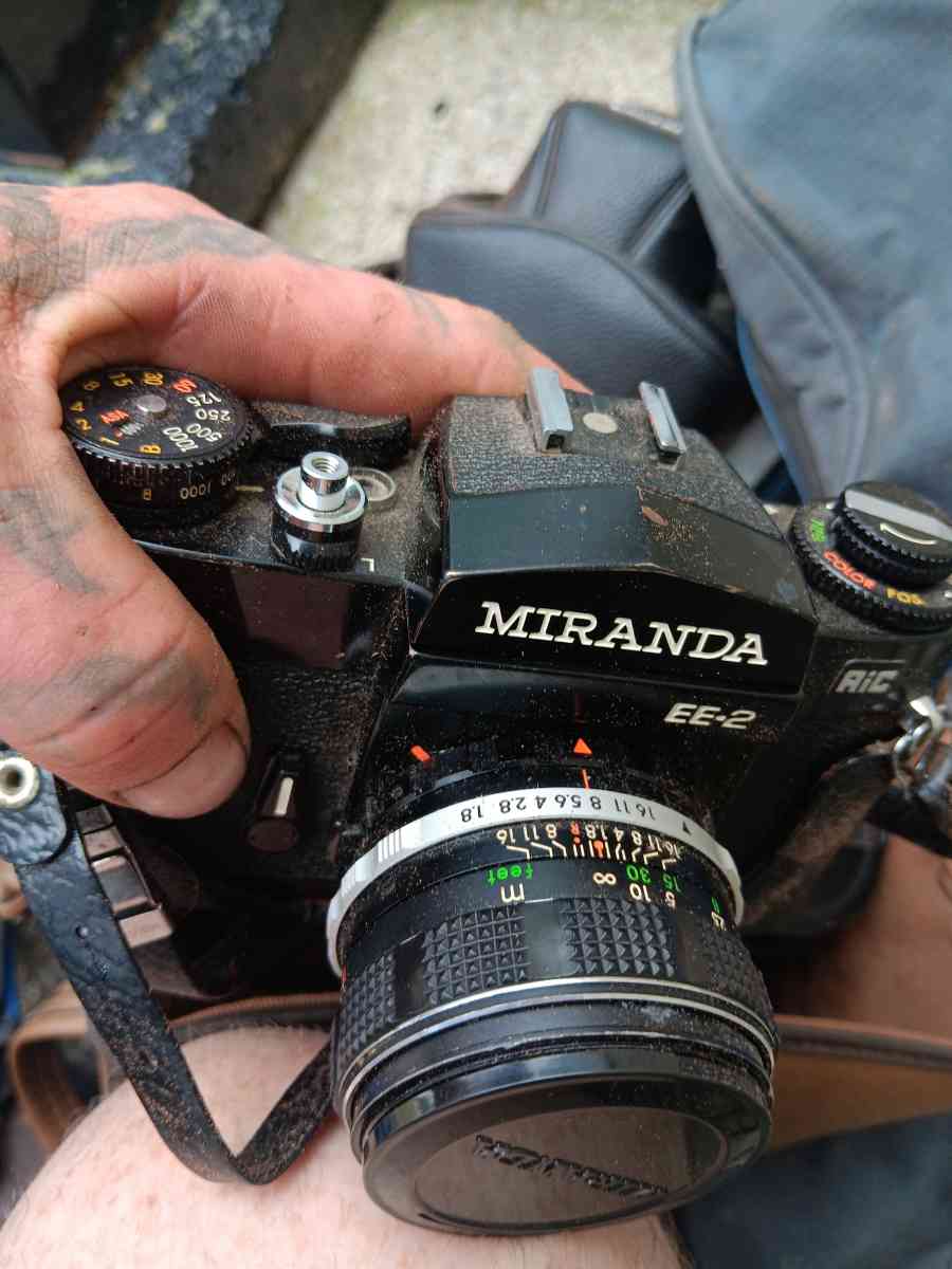 bundle of cameras all in very  good condition - Nashville, Tennessee - FleaMarketBay