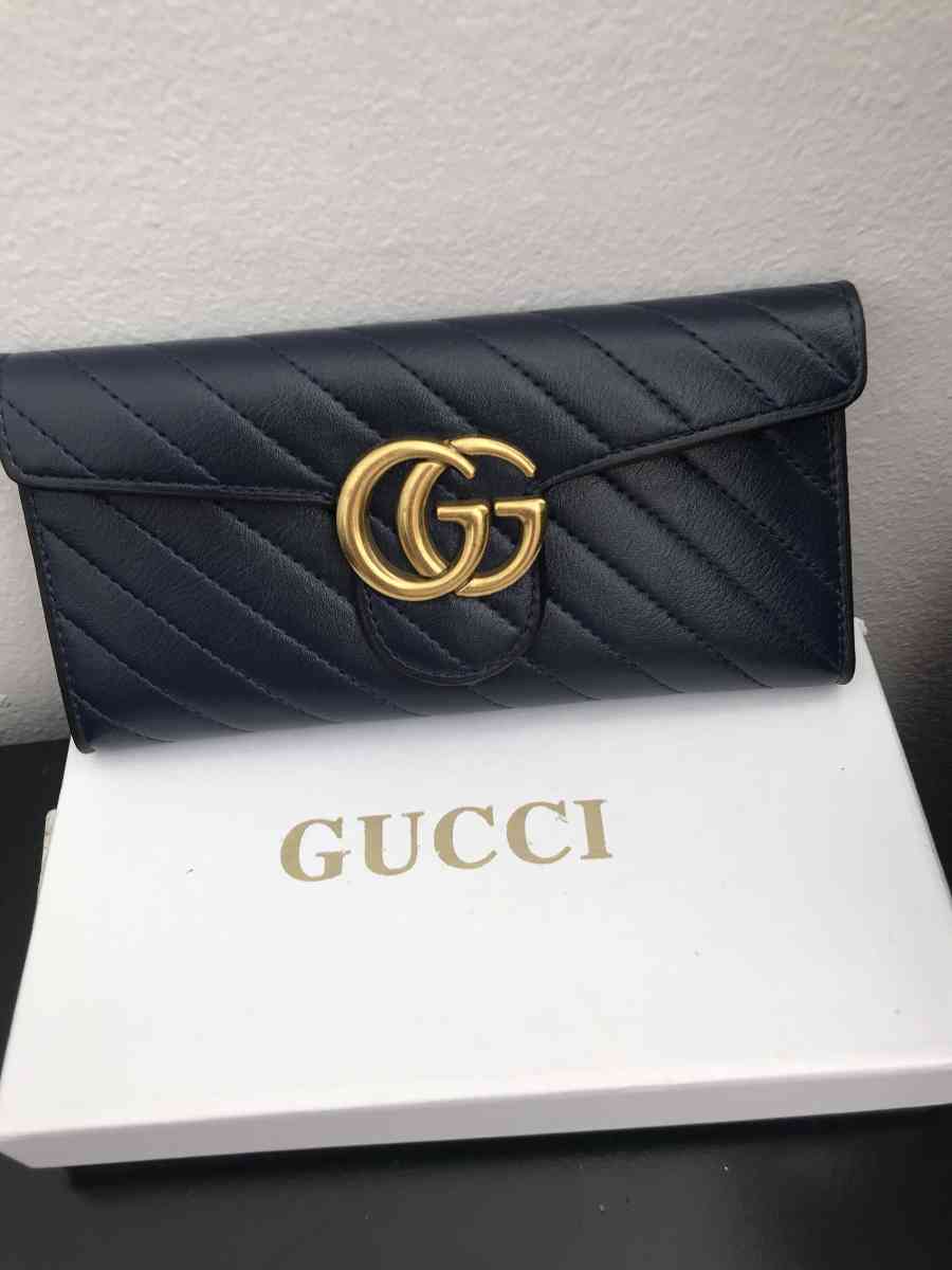 wallet - Renton, Washington