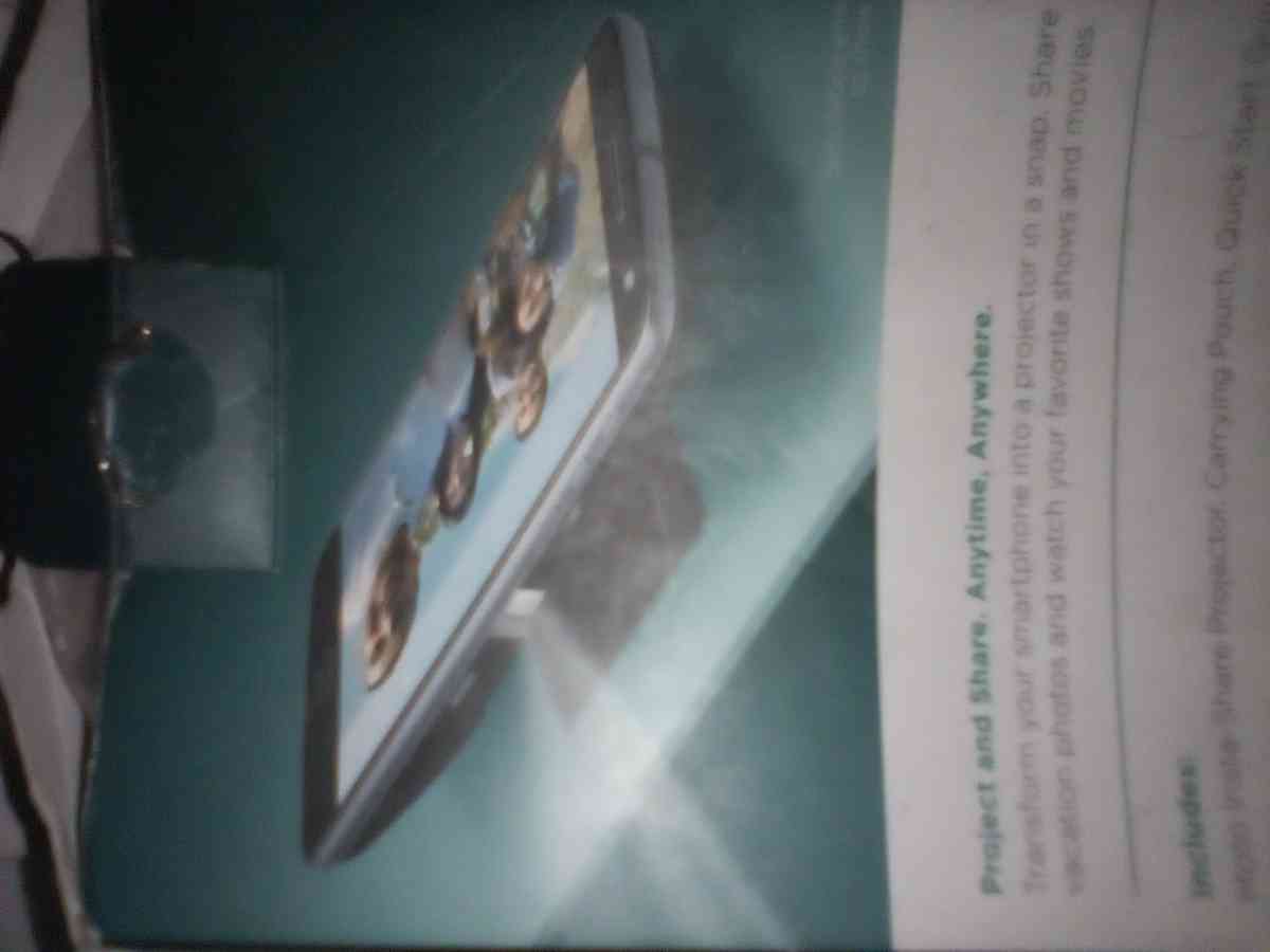 projector attchmt n camera 4 Motorola phone - Oklahoma City, Oklahoma - FleaMarketBay