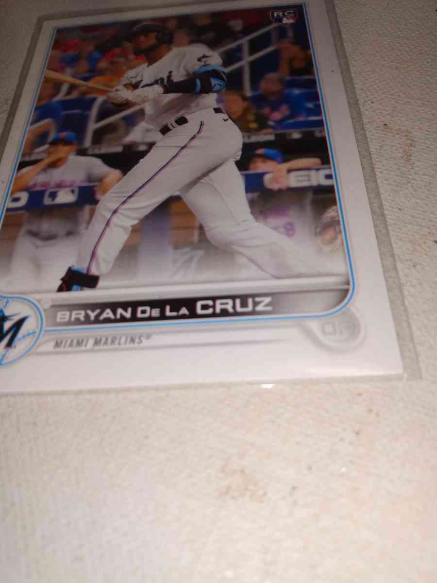 2022 Topps Brian de la Cruz rookie card - Alicia, Arkansas