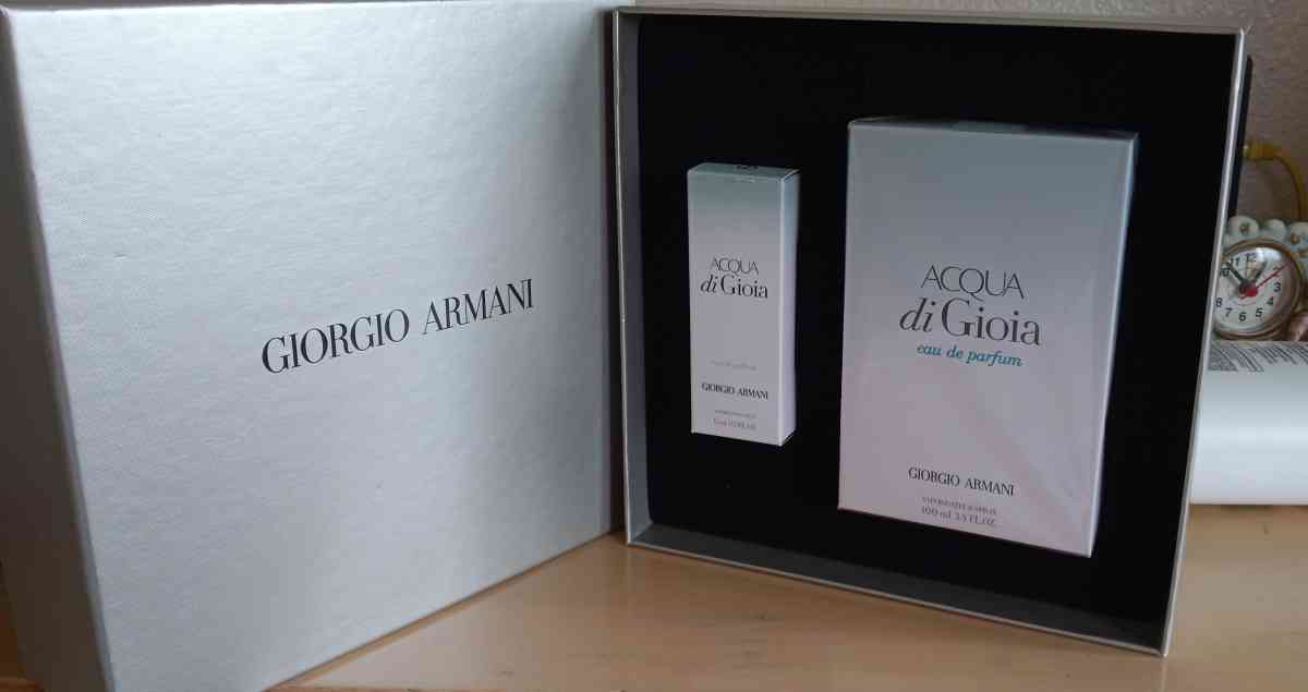 womans perfume - Rancho Cucamonga, California