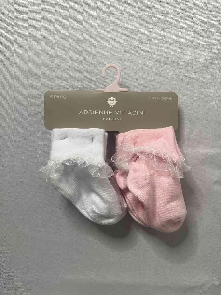 BRAND NEW BABY CLOTHES - Chicago, Illinois - FleaMarketBay