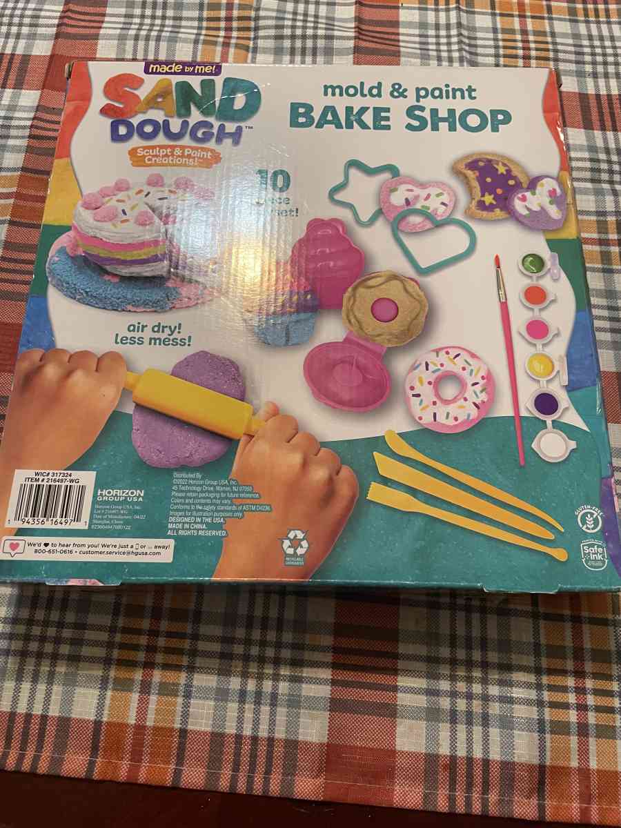 SAND DOUGH MOLD PAINT BAKE SHOP - Pasadena, Texas - FleaMarketBay