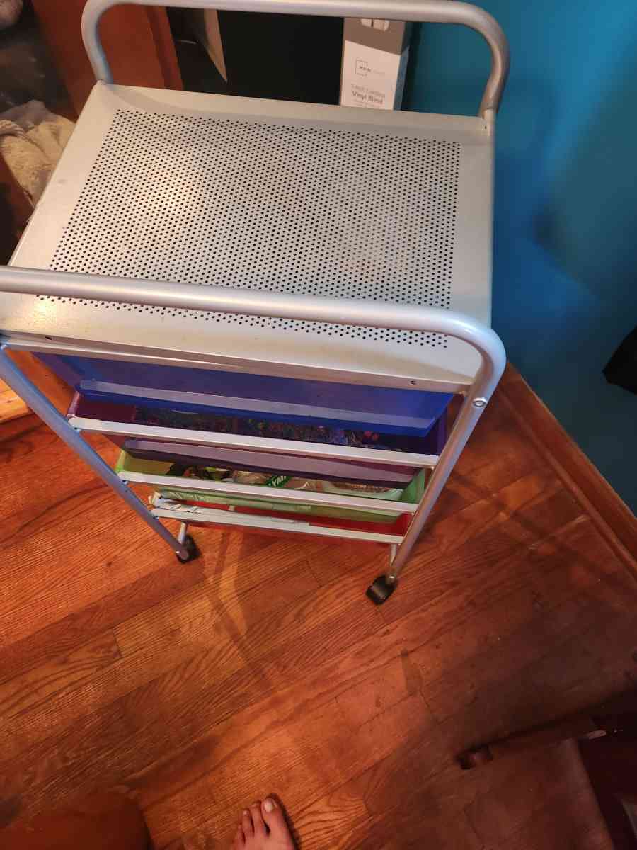 storage containers - Fancy Gap, Virginia - FleaMarketBay