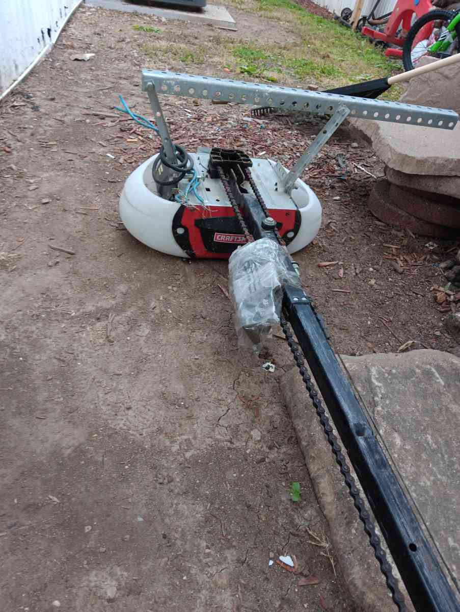 craftsman Gragedoor Motor - Greenfield, Indiana - FleaMarketBay