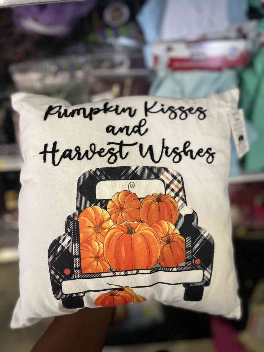 harvest pillows - Stuart, Florida - FleaMarketBay