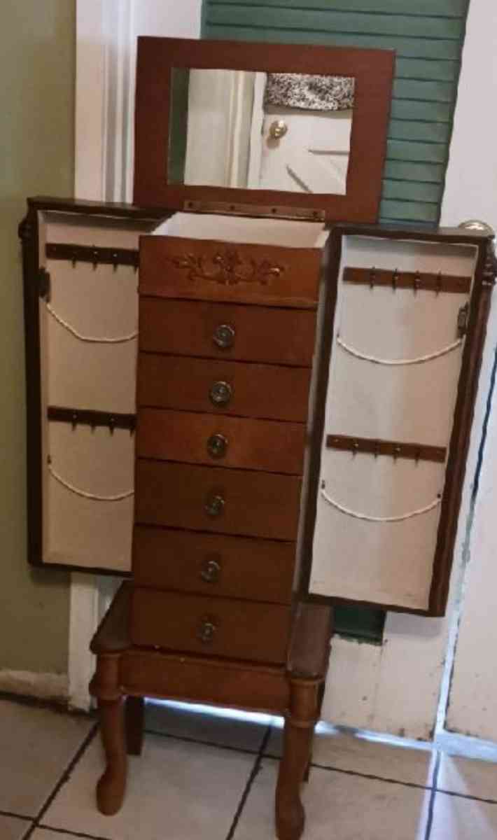 jewelry Box - Stockton, California