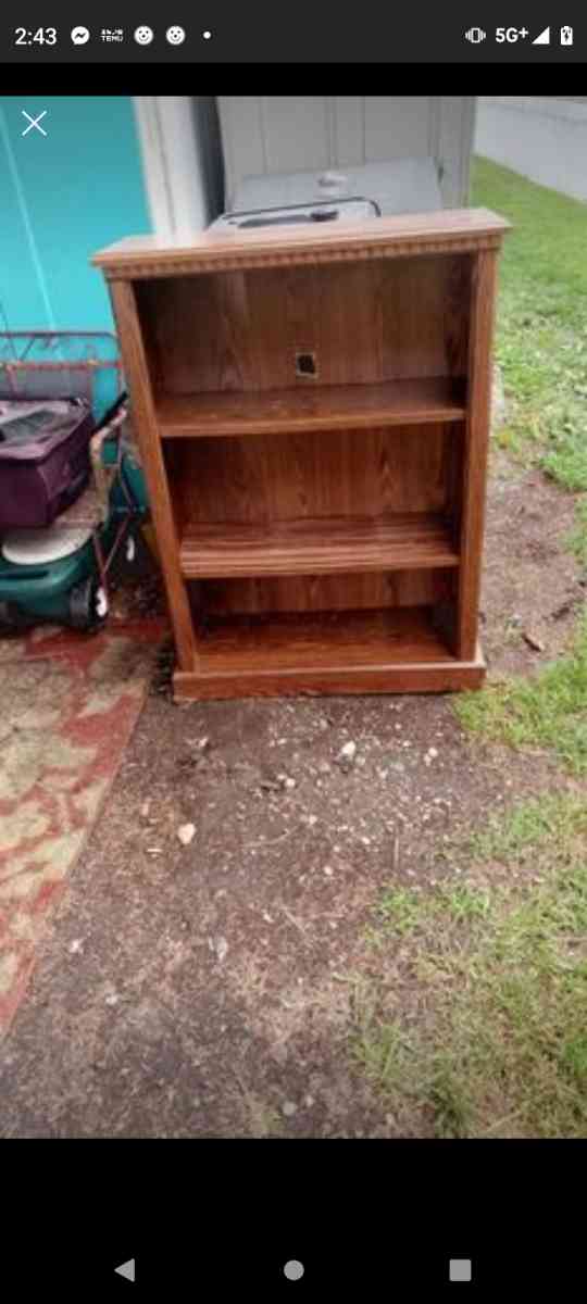 TV Book Case - Manteno, Illinois - FleaMarketBay