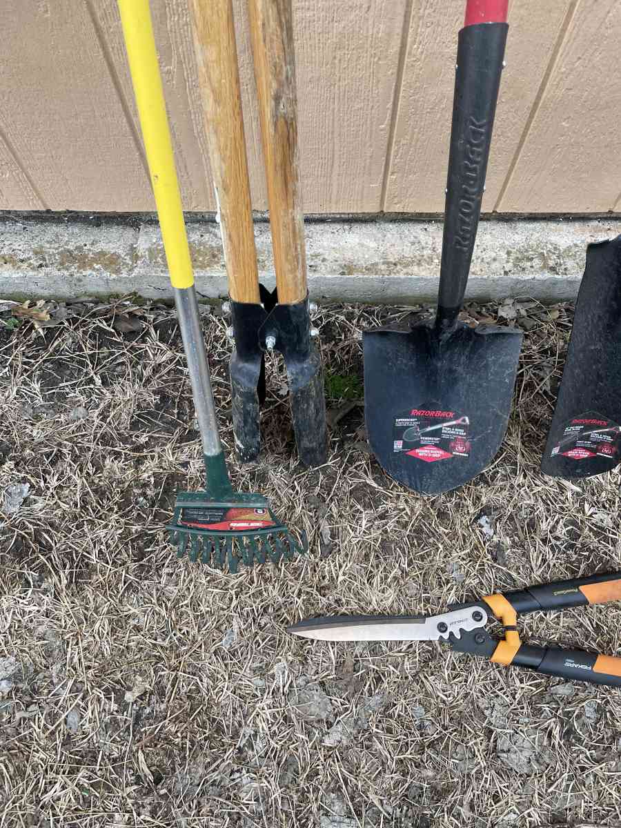 Garden tools - Killeen, Texas - FleaMarketBay