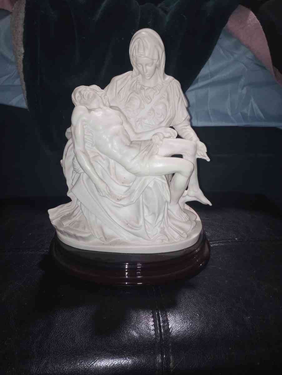 vtg Mary and Joseph statue - Windsor Mill, Maryland