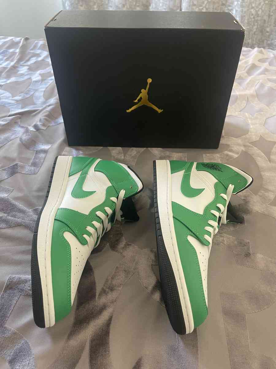 Air Jordan 1 Mid - San Diego, California - FleaMarketBay