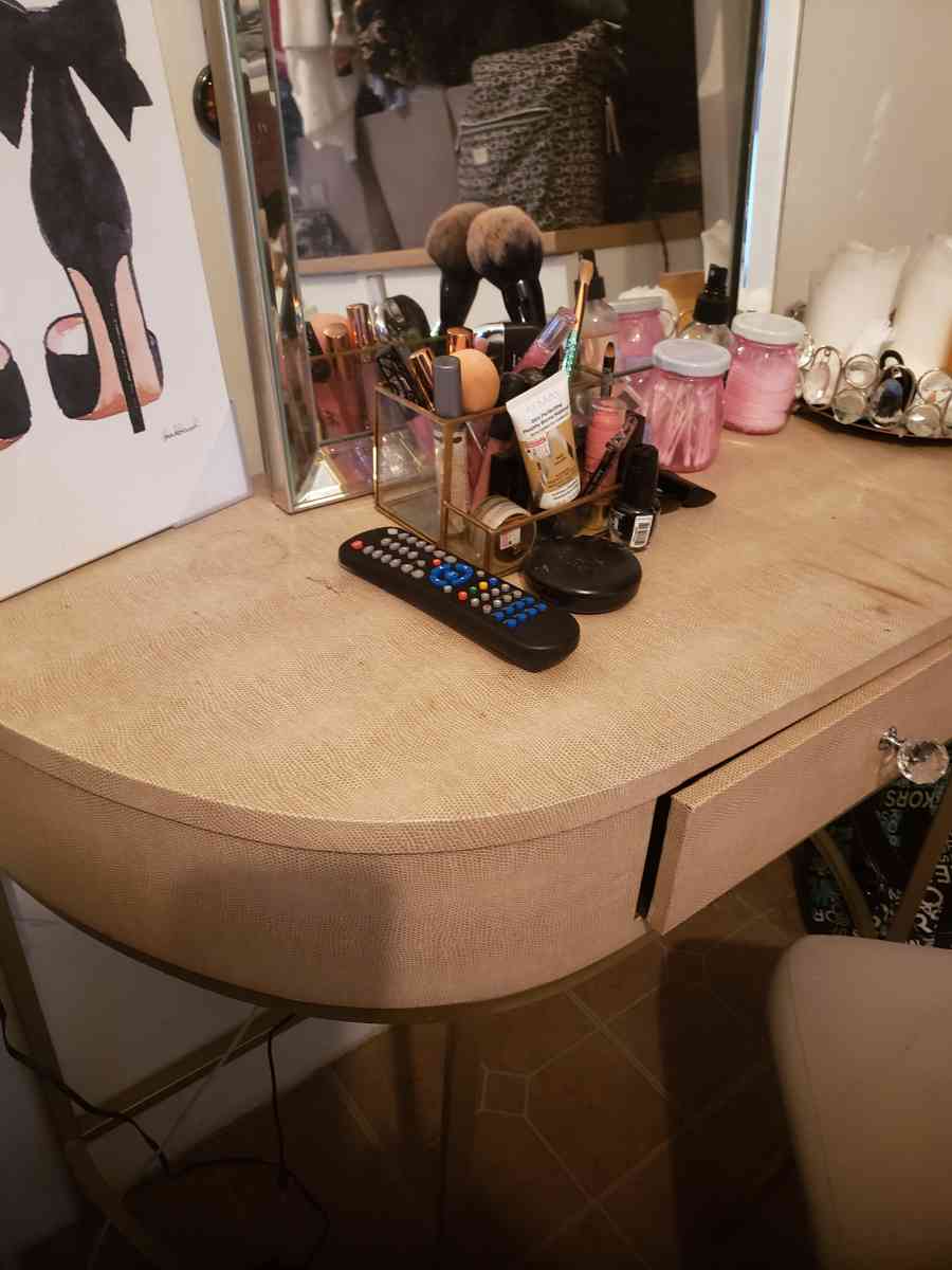 vanity - Inglewood, California