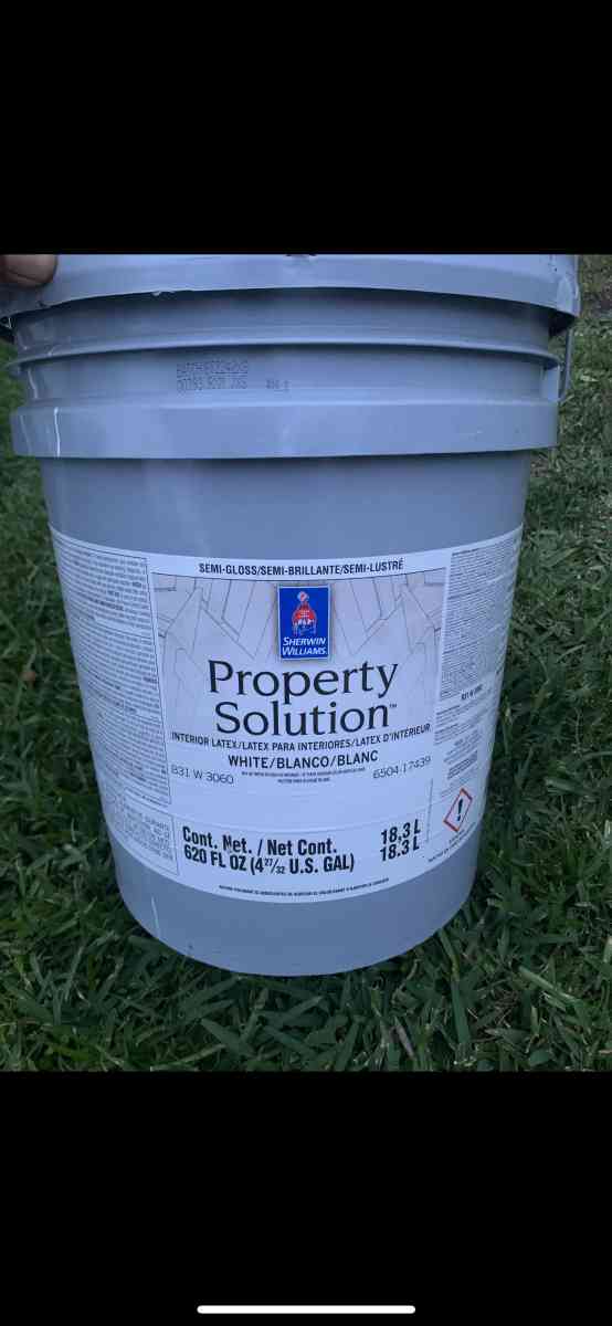 5 Gallon Paint NEGOTIATION PRICE - Pasadena, Texas