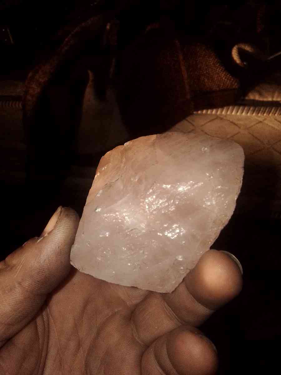 Rose quartz - Salinas, California - FleaMarketBay