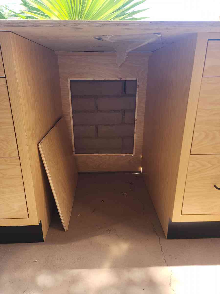 Wine Server Cabinet - Tucson, Arizona - FleaMarketBay