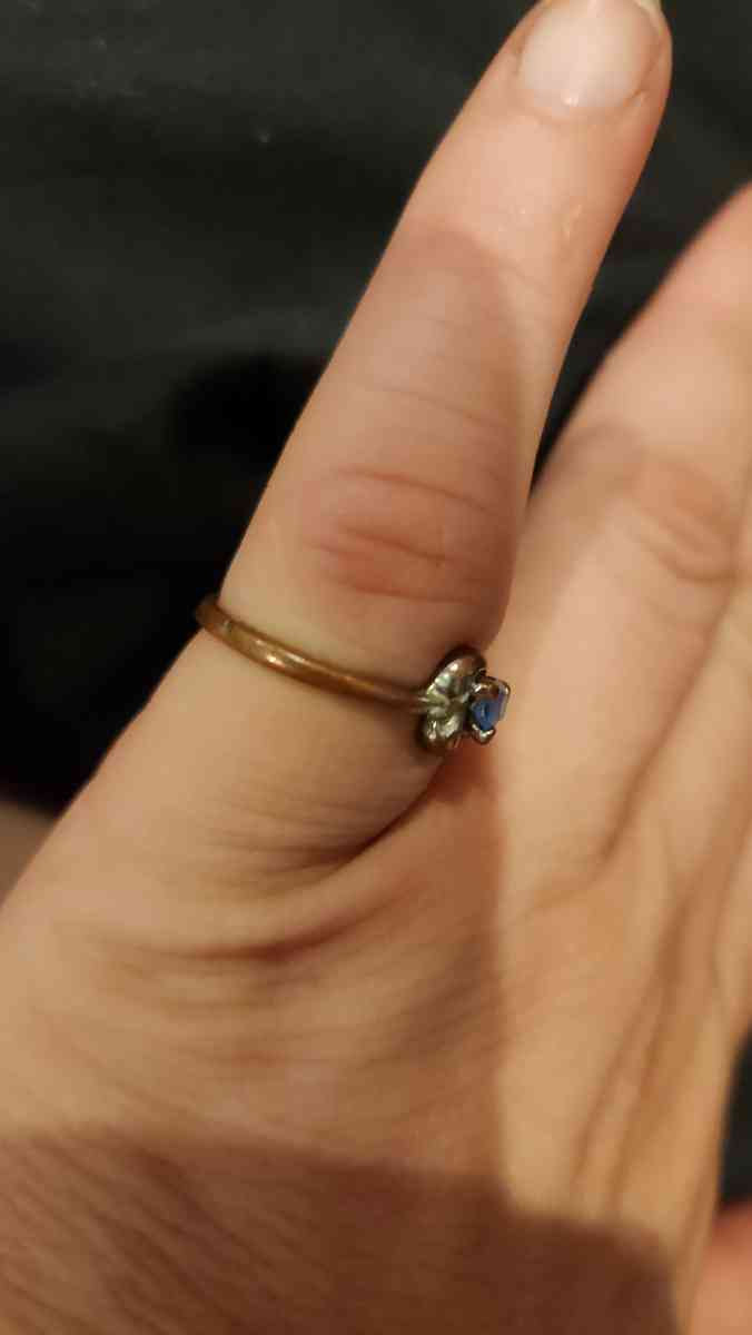 Topaz flower ring with plated gold - Hawley, Pennsylvania - FleaMarketBay