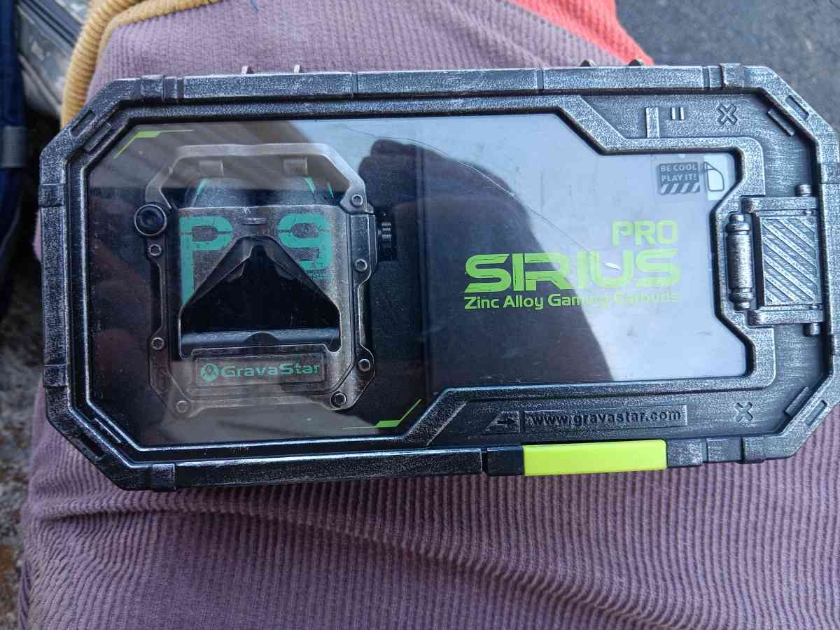 Sirius pro zinc alloy gaming earbuds - Nashville, Tennessee