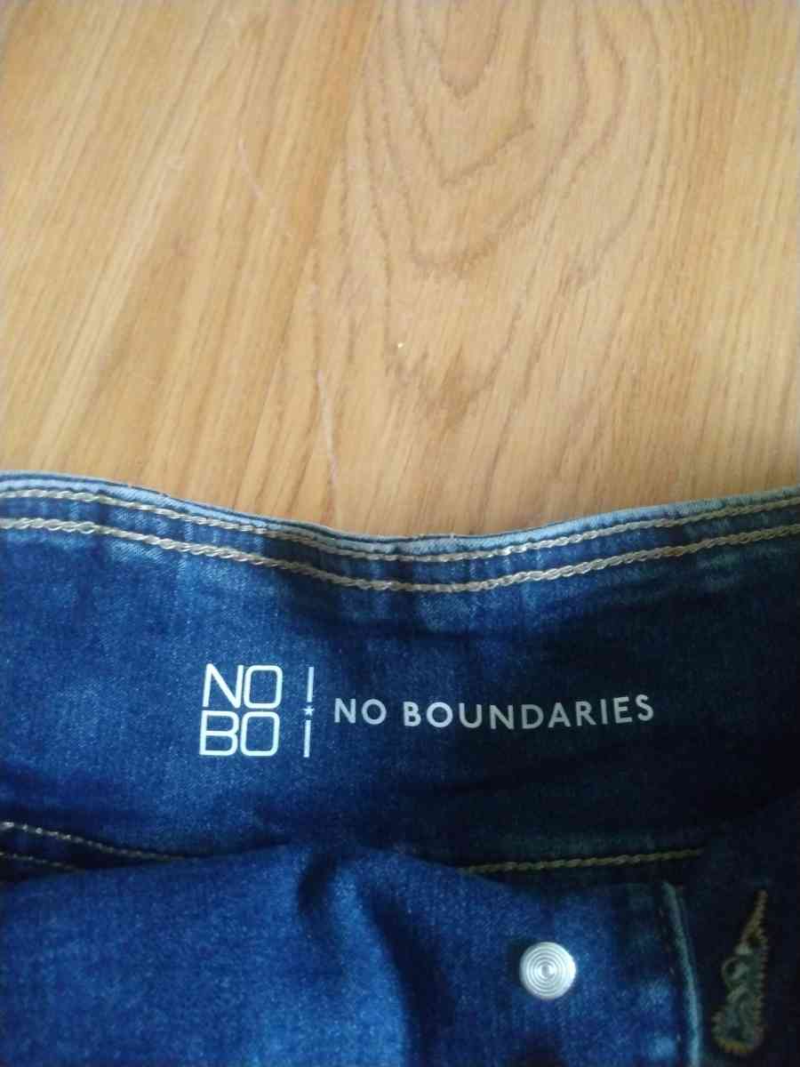 shorts - Wynne, Arkansas - FleaMarketBay