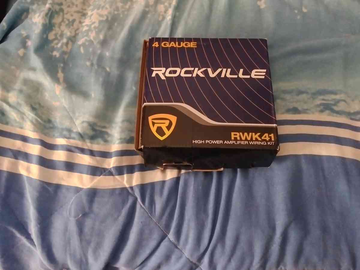 Rockville 2000 Watt Amp And Rockville 4 Gauge Wire Kit - Reidsville, North Carolina - FleaMarketBay