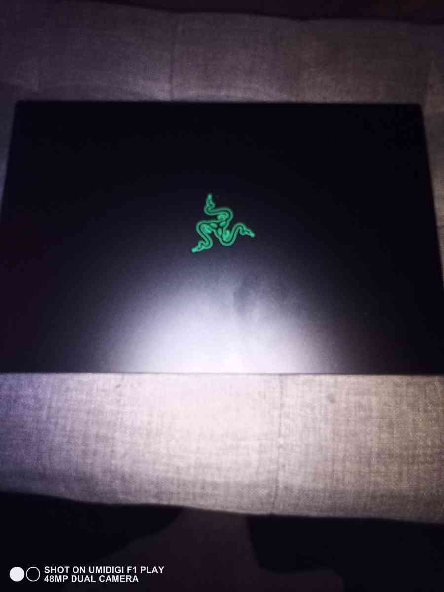Razer blade 15 base - Pevely, Missouri - FleaMarketBay