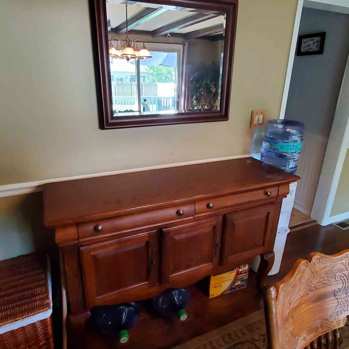 dining Room Table and buffet - West Orange, New Jersey - FleaMarketBay