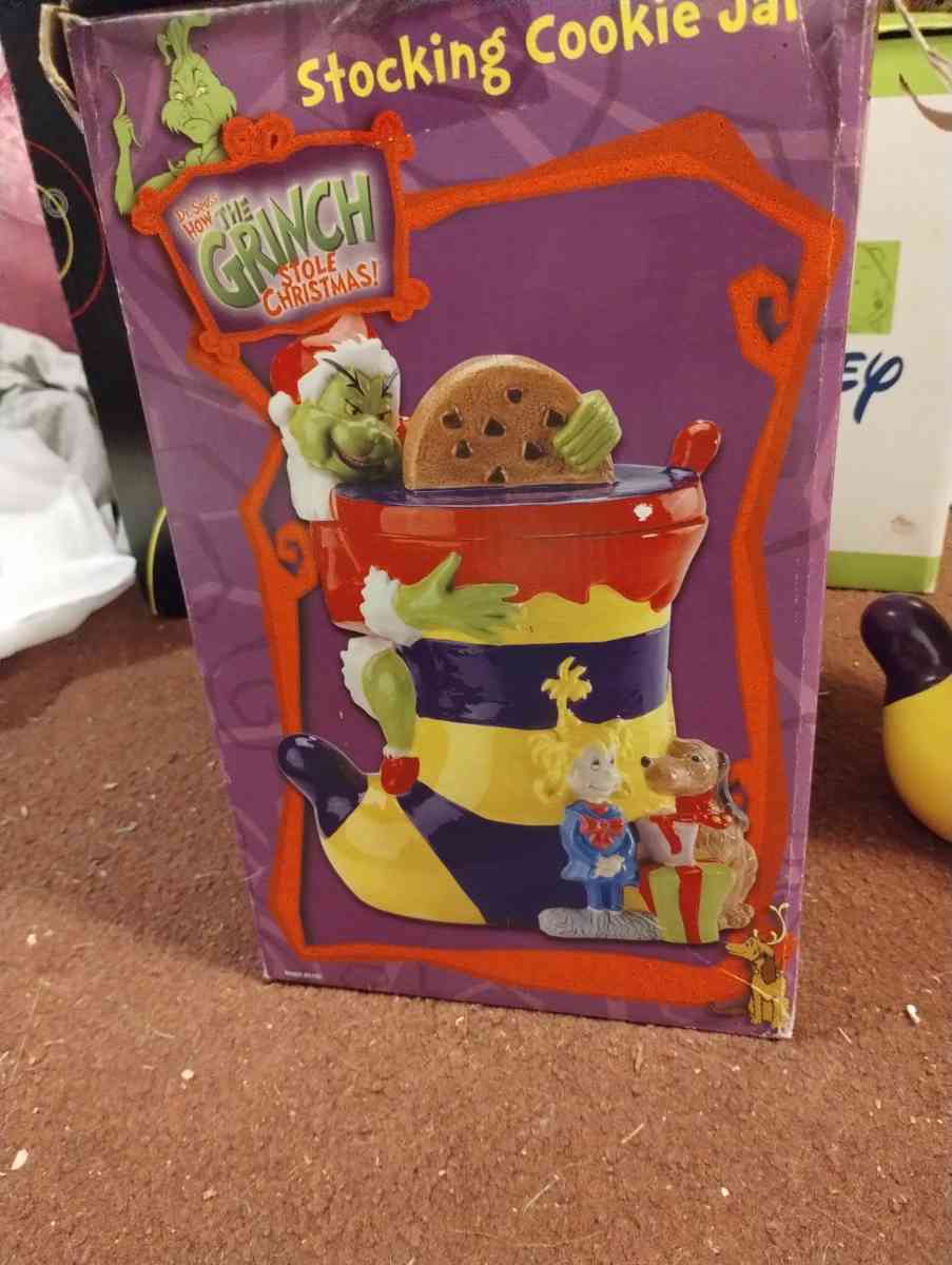 the Grinch cookie jar - Cullman, Alabama - FleaMarketBay