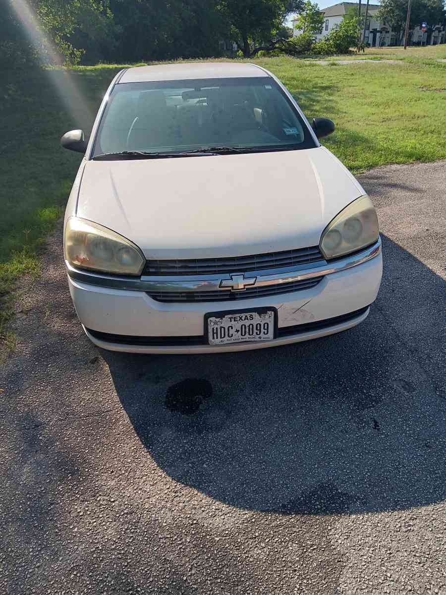 2005 chevy malibu 4D - Midlothian, Texas - FleaMarketBay