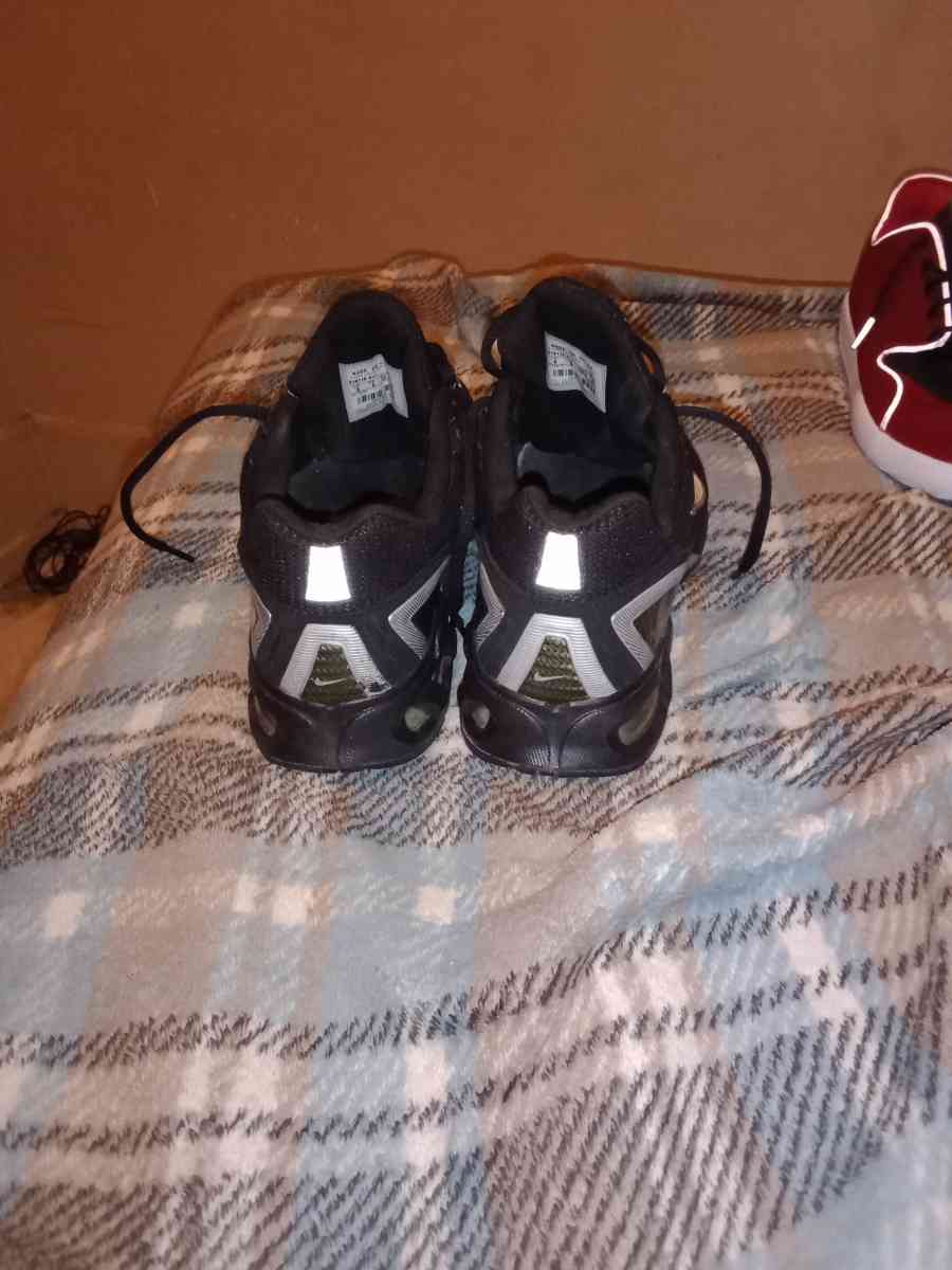 Air max torch 3 size 9 - Detroit, Michigan - FleaMarketBay